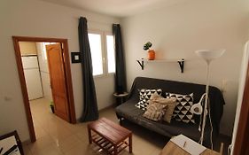 Miller Beach Flat By Canary365